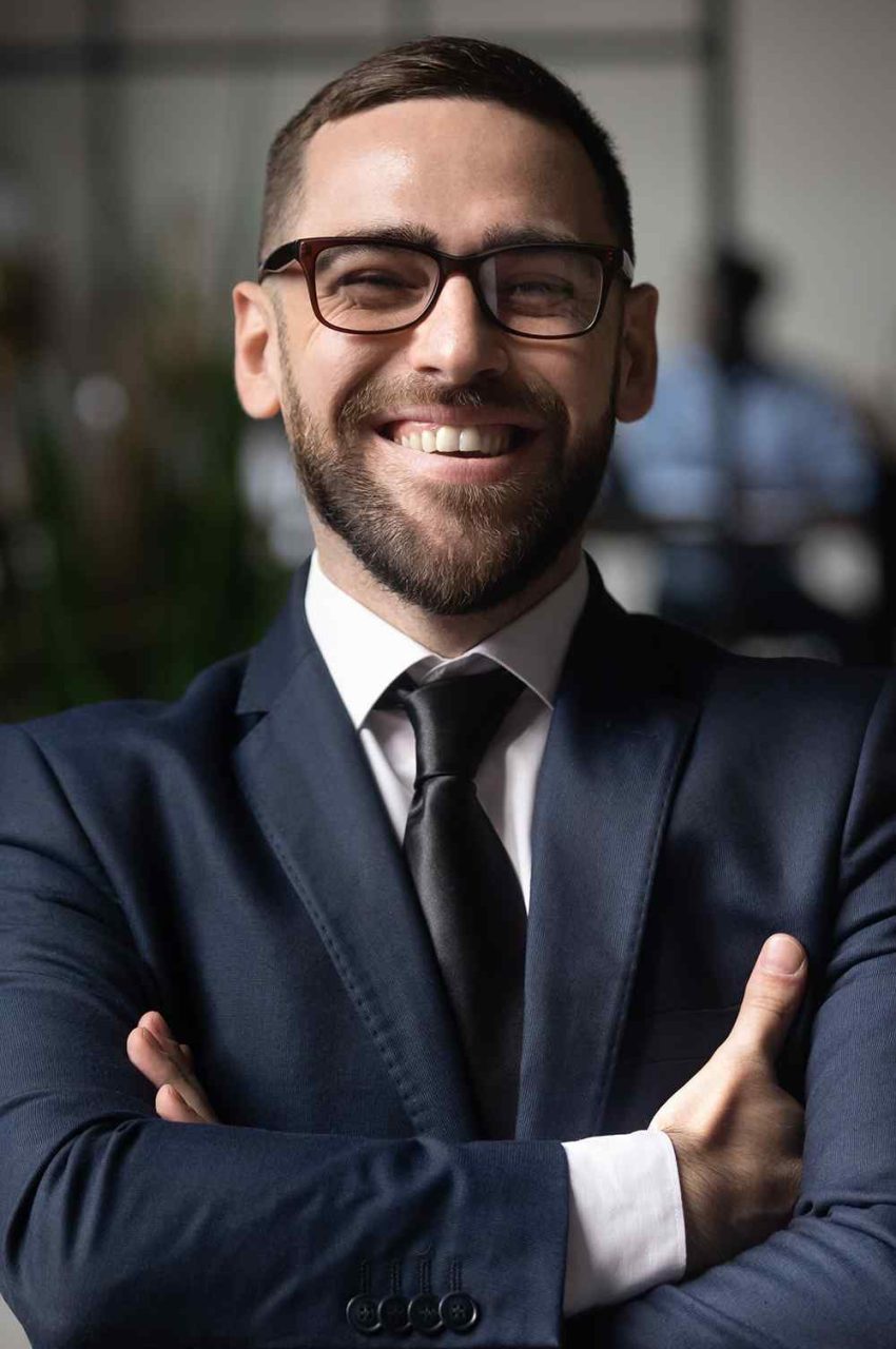 https://www.avioto.se/wp-content/uploads/2020/08/team_05-850x1280.jpg